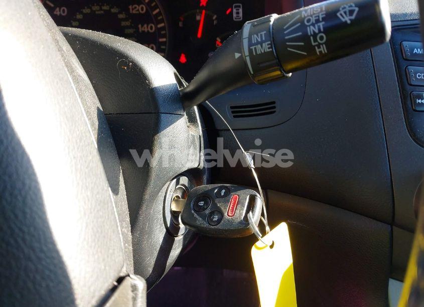 Photo 11 of 2004 Honda Accord 2.4 LX (VIN JHMCM56384C003098)