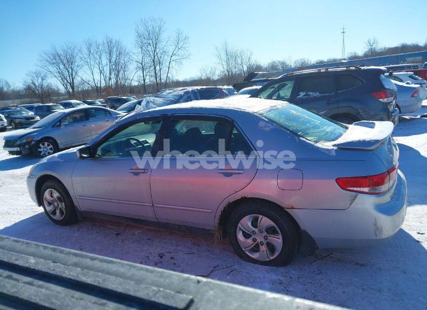 Photo 14 of 2004 Honda Accord 2.4 LX (VIN JHMCM56384C003098)