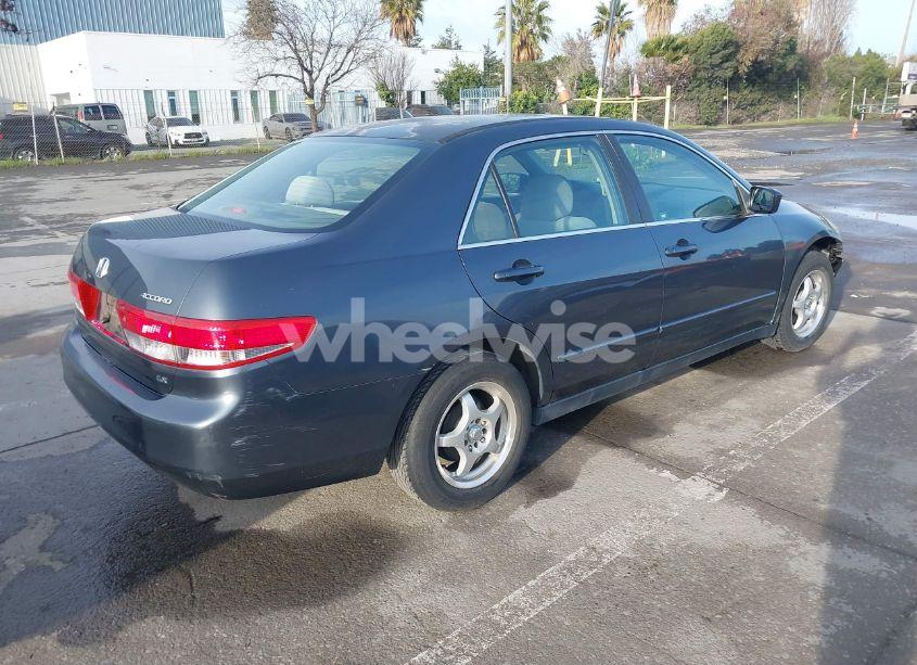 Photo 4 of 2004 Honda Accord 2.4 LX (VIN JHMCM56384C019186)