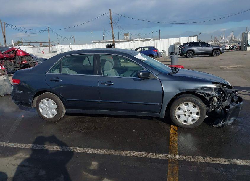 Photo 13 of 2004 Honda Accord 2.4 LX (VIN JHMCM56384C021312)