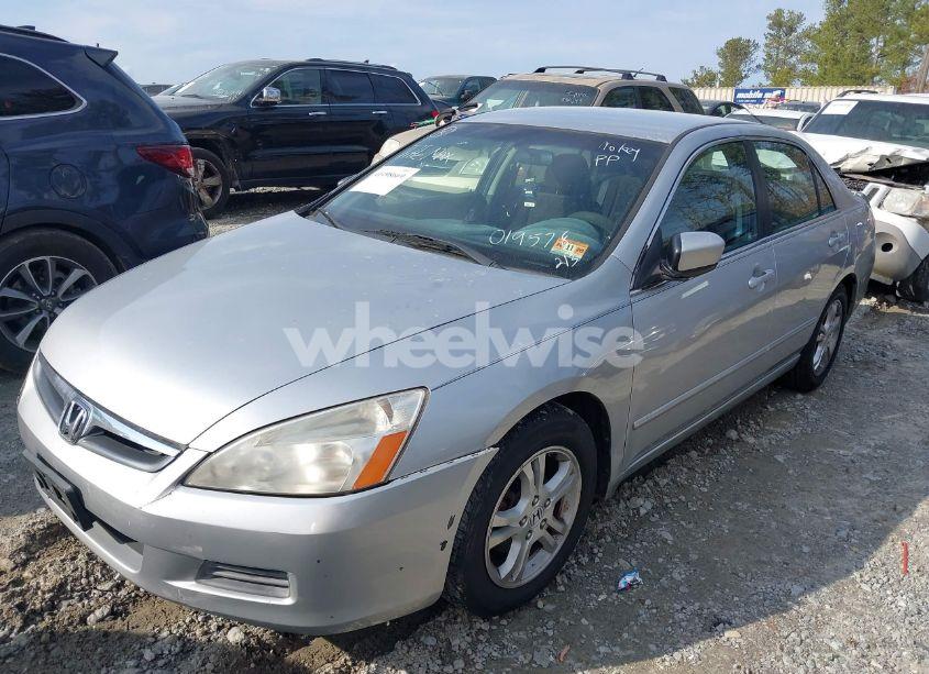 Photo 2 of 2007 Honda Accord 2.4 SE (VIN JHMCM56387C019578)