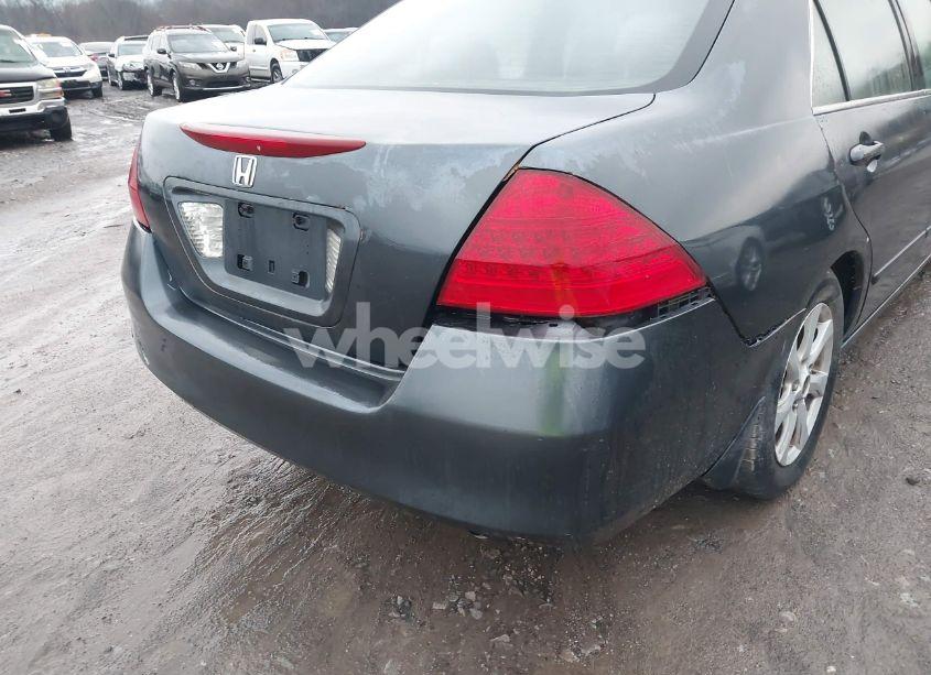 Photo 6 of 2007 Honda Accord 2.4 SE (VIN JHMCM56387C021976)