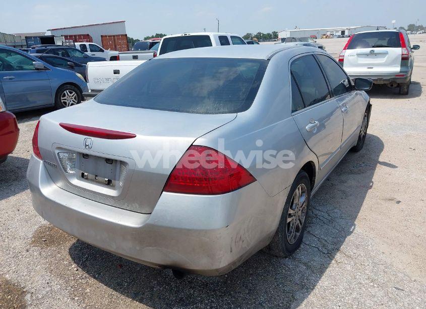 Photo 4 of 2007 Honda Accord 2.4 SE (VIN JHMCM56397C002367)