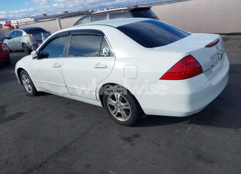 Photo 3 of 2007 Honda Accord 2.4 SE (VIN JHMCM56397C009772)