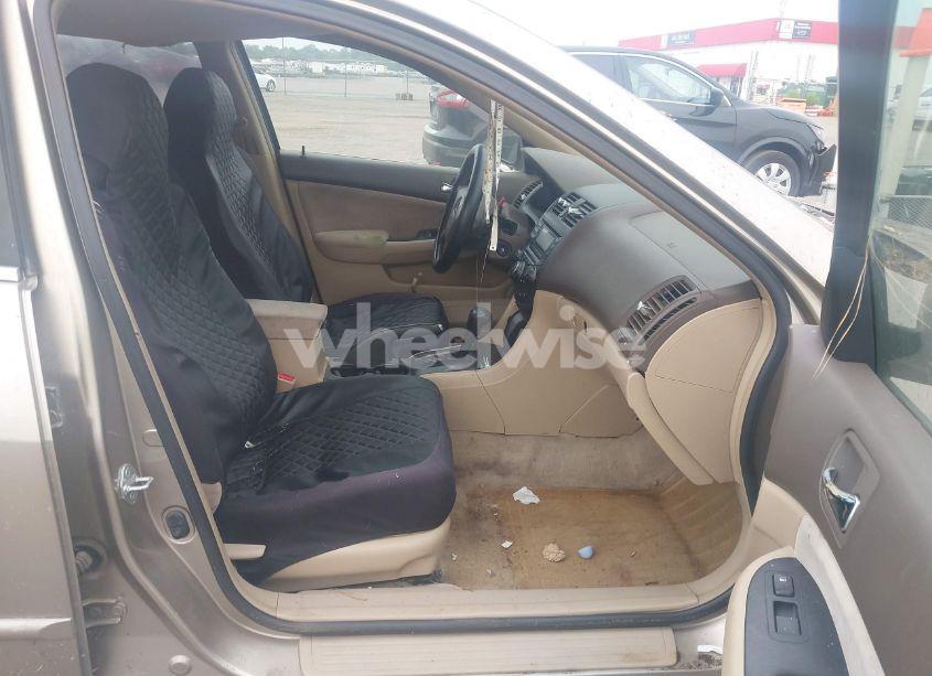 Photo 5 of 2003 Honda Accord 2.4 LX (VIN JHMCM563X3C050146)