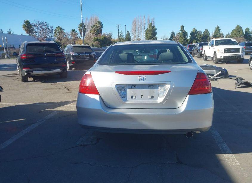Photo 16 of 2007 Honda Accord 2.4 LX (VIN JHMCM56417C000864)