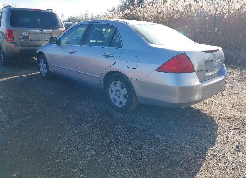 Photo 3 of 2006 Honda Accord 2.4 LX (VIN JHMCM56426C000600)