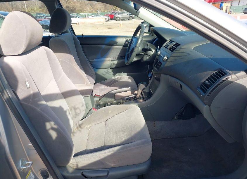 Photo 5 of 2006 Honda Accord 2.4 LX (VIN JHMCM56426C000600)