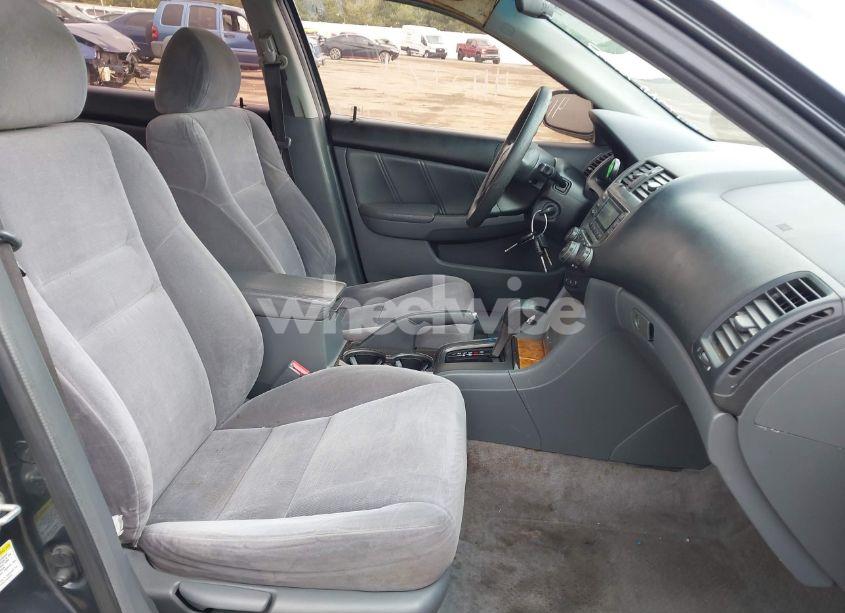 Photo 5 of 2006 Honda Accord 2.4 LX (VIN JHMCM56426C007384)