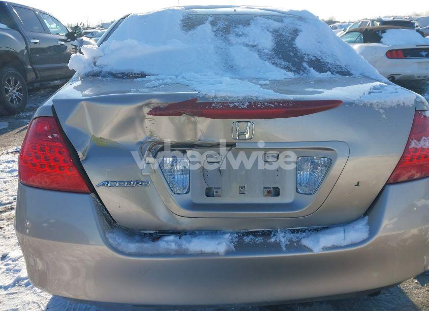 Photo 6 of 2006 Honda Accord 2.4 LX (VIN JHMCM56446C009458)