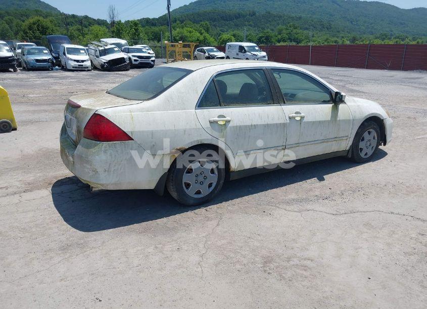 Photo 4 of 2007 Honda Accord 2.4 LX (VIN JHMCM56447C017044)