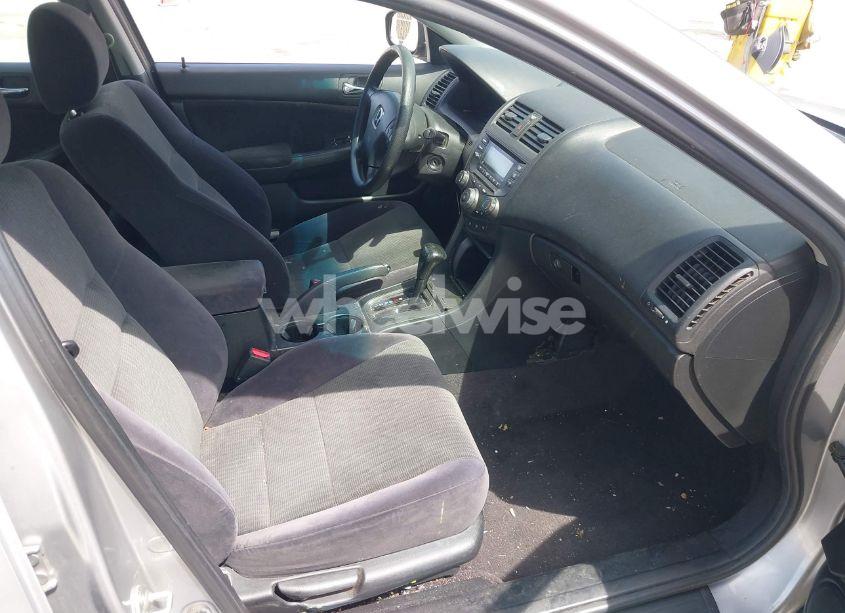 Photo 5 of 2005 Honda Accord 2.4 LX (VIN JHMCM56465C004504)