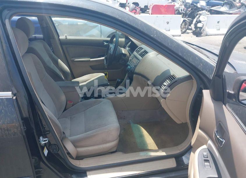 Photo 5 of 2003 Honda Accord 2.4 LX (VIN JHMCM56483C010852)