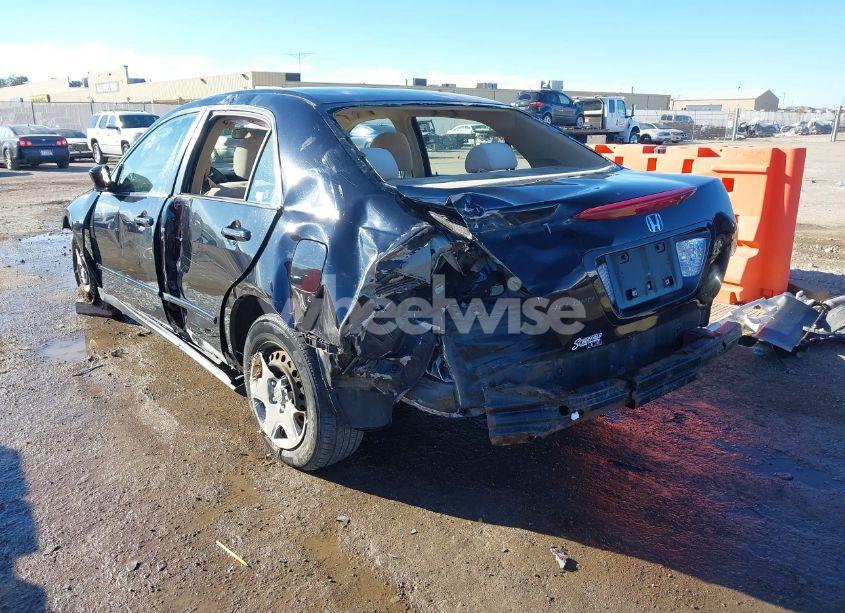 Photo 3 of 2006 Honda Accord 2.4 LX (VIN JHMCM56496C010878)