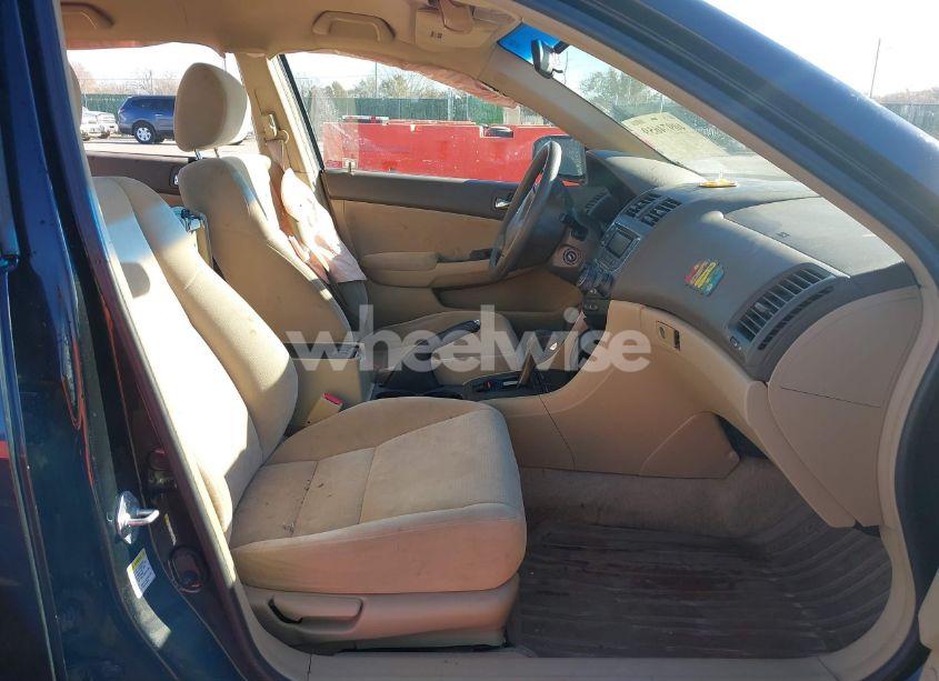 Photo 5 of 2006 Honda Accord 2.4 LX (VIN JHMCM56496C010878)