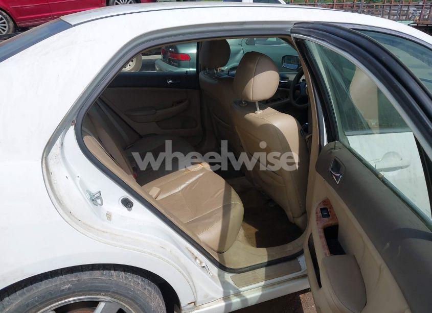 Photo 8 of 2003 Honda Accord 2.4 EX (VIN JHMCM56623C024232)