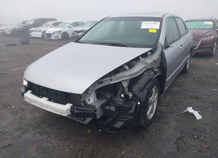 Photo 2 of 2003 Honda Accord 2.4 EX (VIN JHMCM56623C086634)