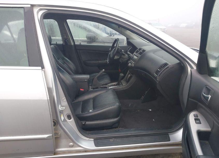 Photo 5 of 2003 Honda Accord 2.4 EX (VIN JHMCM56623C086634)