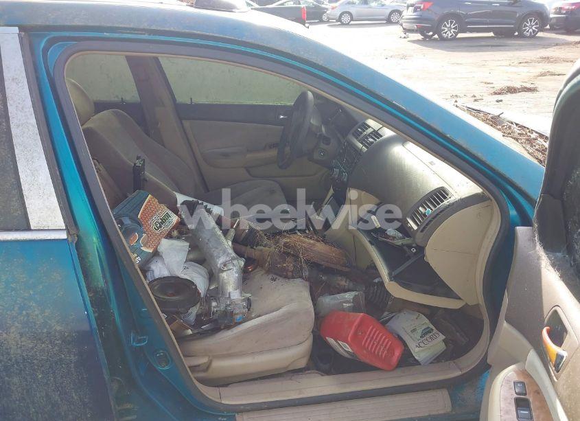 Photo 5 of 2003 Honda Accord 2.4 EX (VIN JHMCM56643C039430)