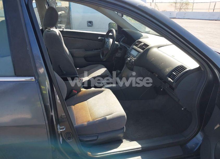 Photo 5 of 2004 Honda Accord 2.4 EX (VIN JHMCM56654C009676)