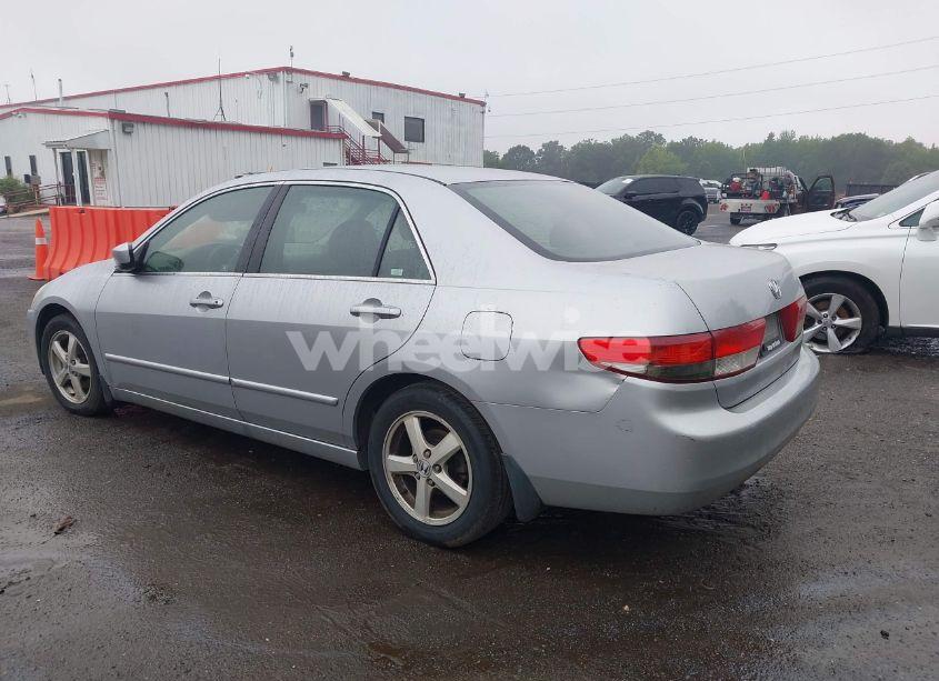 Photo 3 of 2003 Honda Accord 2.4 EX (VIN JHMCM56663C046072)