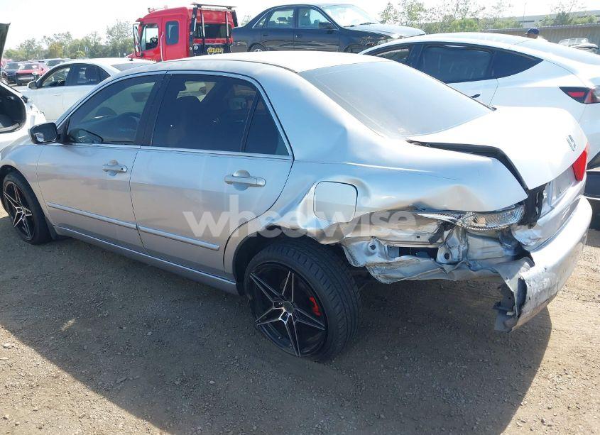 Photo 3 of 2003 Honda Accord 2.4 EX (VIN JHMCM56663C081629)