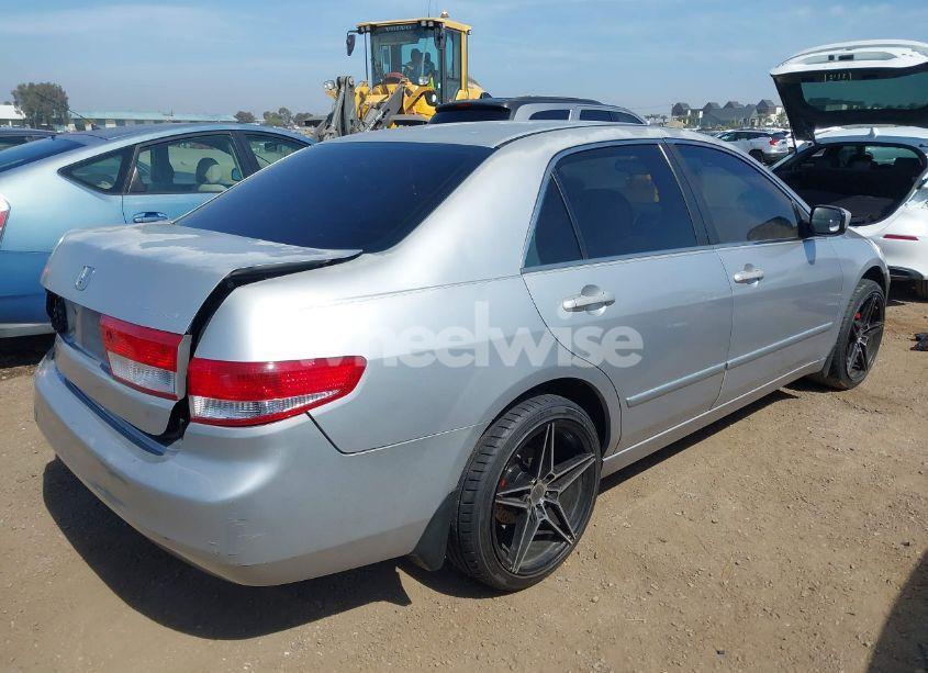 Photo 4 of 2003 Honda Accord 2.4 EX (VIN JHMCM56663C081629)