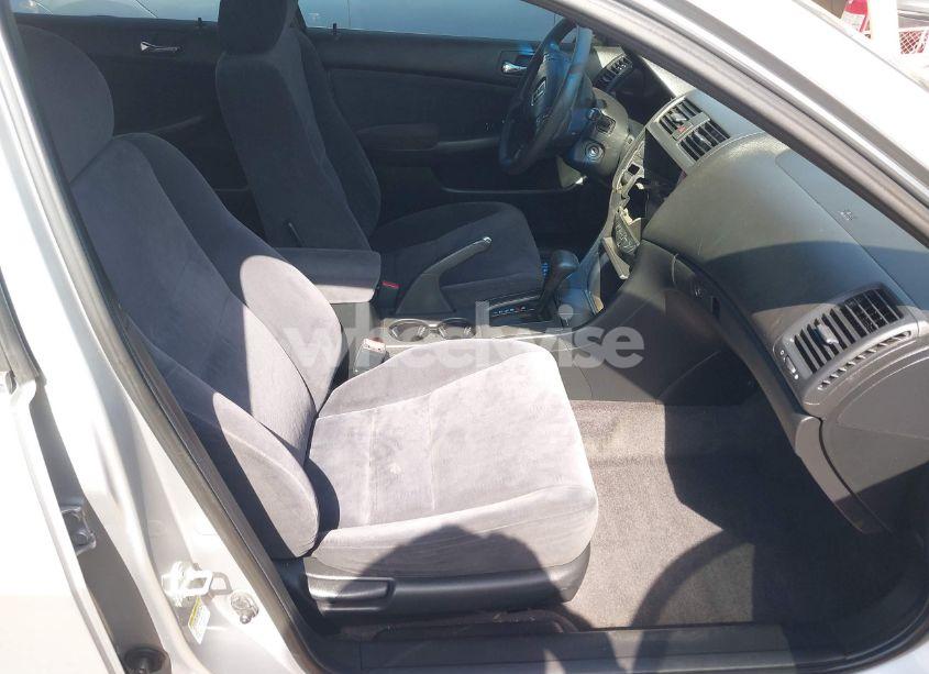 Photo 5 of 2003 Honda Accord 2.4 EX (VIN JHMCM56663C081629)