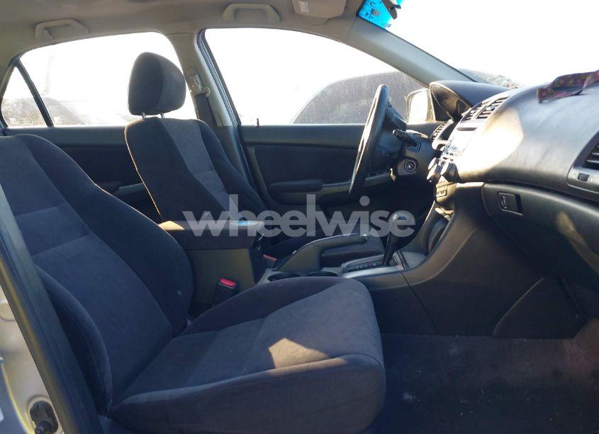 Photo 5 of 2003 Honda Accord 2.4 EX (VIN JHMCM56683C044193)