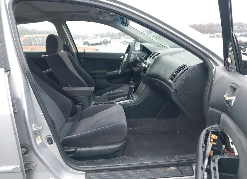 Photo 5 of 2003 Honda Accord 2.4 EX (VIN JHMCM56693C043344)