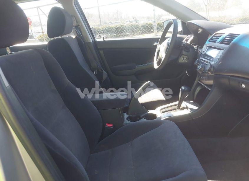 Photo 5 of 2003 Honda Accord 2.4 EX (VIN JHMCM566X3C040484)