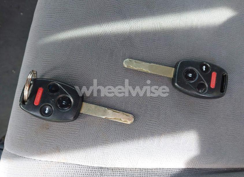 Photo 11 of 2004 Honda Accord 2.4 EX (VIN JHMCM56704C005799)