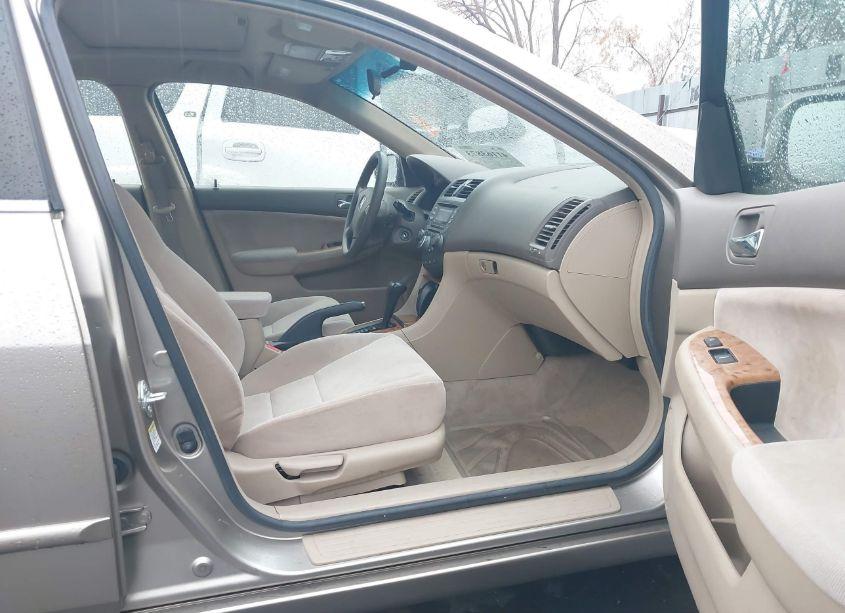 Photo 5 of 2004 Honda Accord 2.4 EX (VIN JHMCM56724C005349)