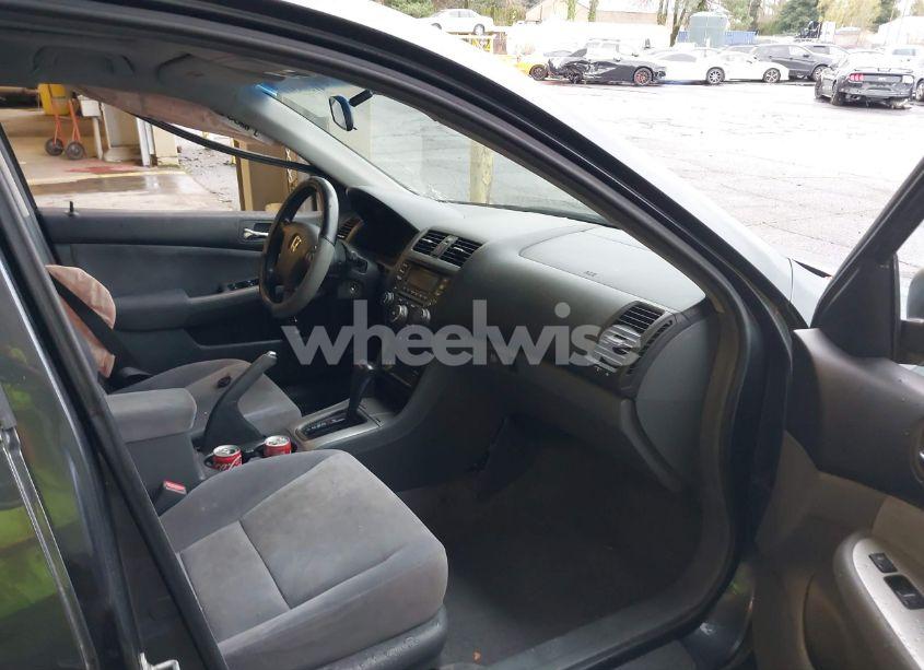 Photo 5 of 2005 Honda Accord EX (VIN JHMCM56755C007601)