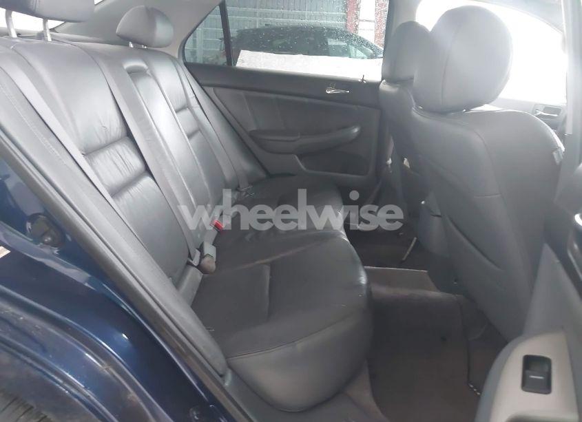 Photo 8 of 2003 Honda Accord 2.4 EX (VIN JHMCM56763C049837)