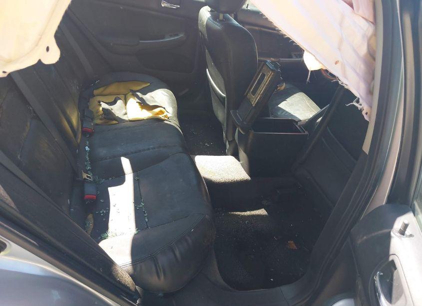 Photo 8 of 2004 Honda Accord 2.4 EX (VIN JHMCM56804C009814)