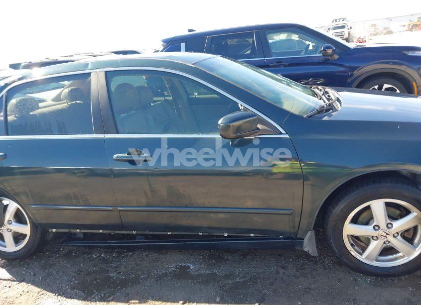 Photo 13 of 2004 Honda Accord 2.4 EX (VIN JHMCM56804C013247)