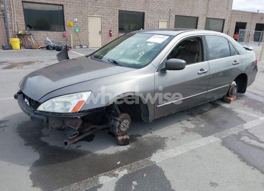 Photo 2 of 2006 Honda Accord 2.4 EX (VIN JHMCM56806C002669)