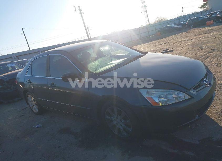 Photo 13 of 2004 Honda Accord 2.4 EX (VIN JHMCM56824C016554)