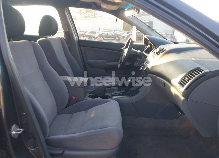Photo 5 of 2004 Honda Accord 2.4 EX (VIN JHMCM56824C016554)