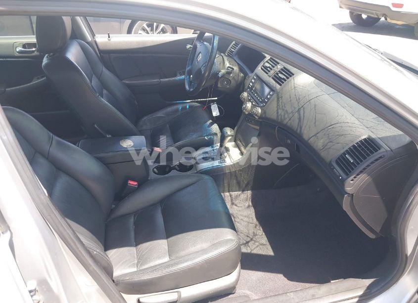 Photo 5 of 2004 Honda Accord 2.4 EX (VIN JHMCM56834C025487)