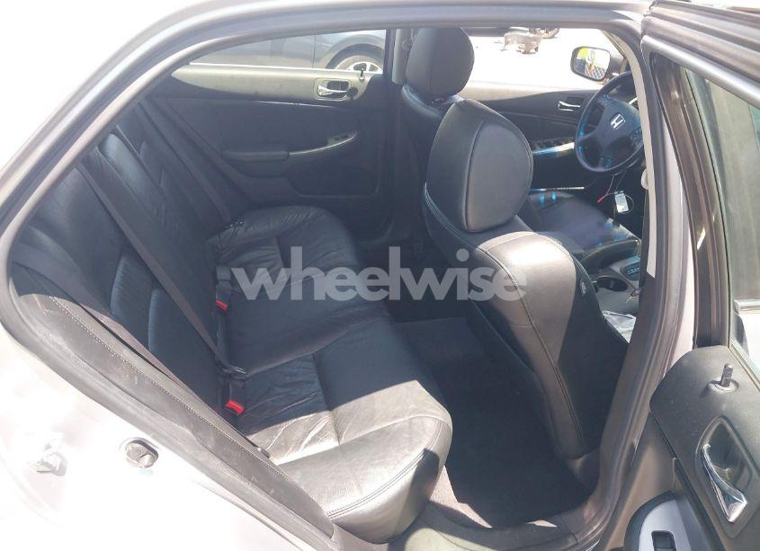 Photo 8 of 2004 Honda Accord 2.4 EX (VIN JHMCM56834C025487)