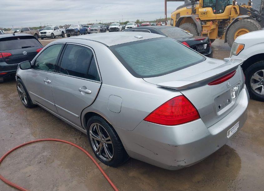 Photo 3 of 2006 Honda Accord 2.4 EX (VIN JHMCM56846C003291)