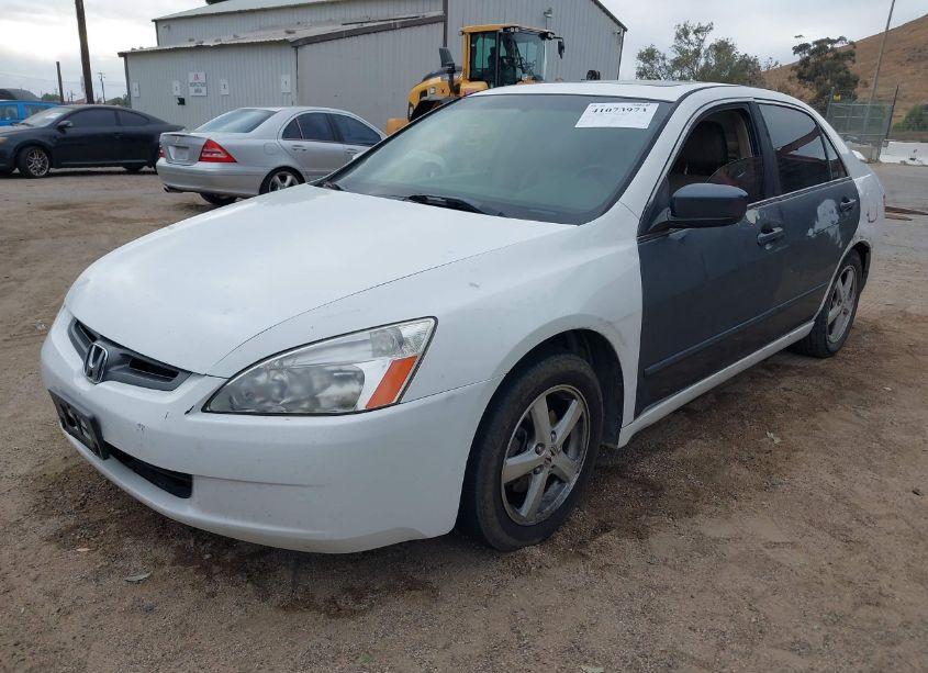 Photo 2 of 2004 Honda Accord 2.4 EX (VIN JHMCM56854C003281)