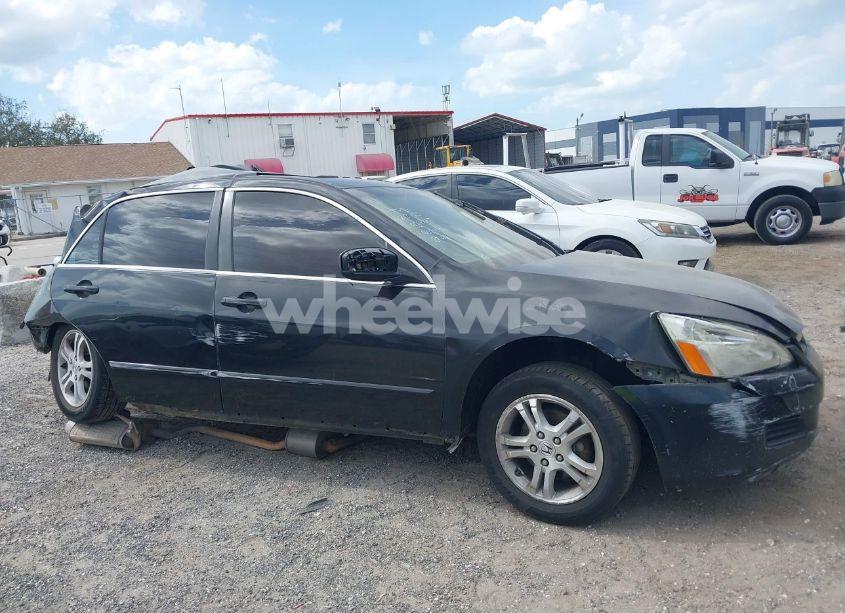 Photo 13 of 2006 Honda Accord 2.4 EX (VIN JHMCM56876C003463)