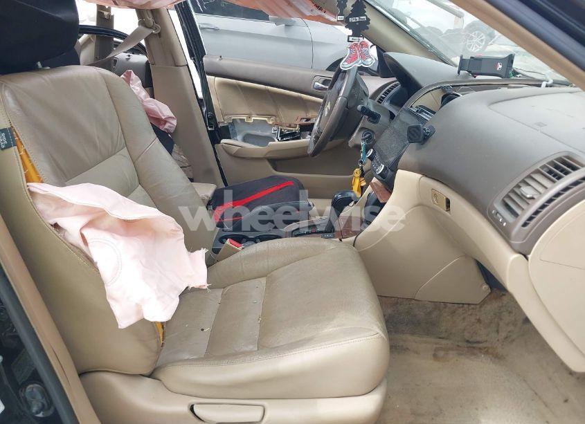 Photo 5 of 2006 Honda Accord 2.4 EX (VIN JHMCM56876C003463)