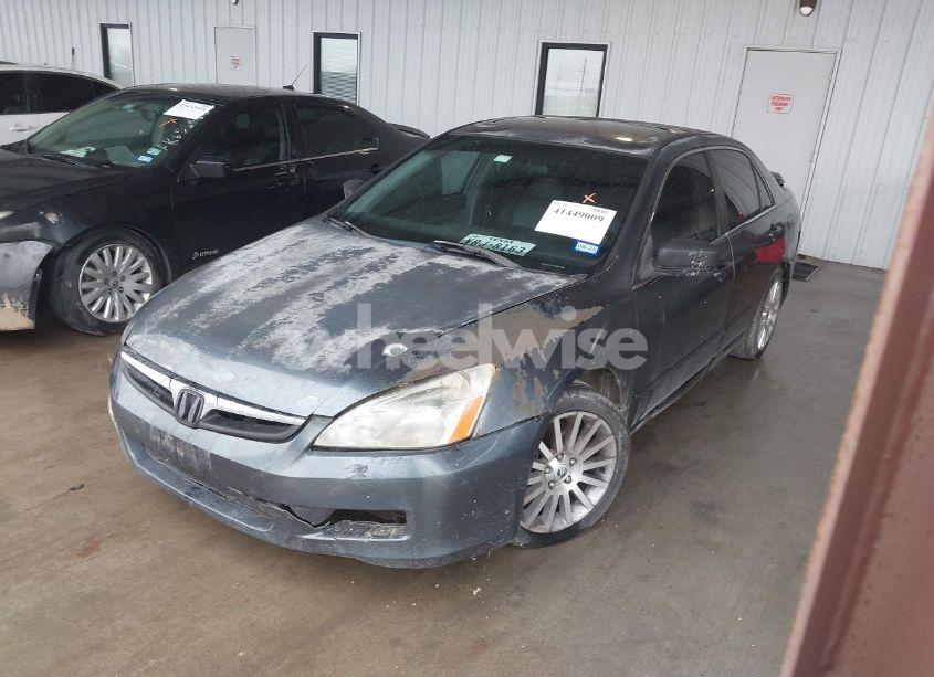 Photo 2 of 2006 Honda Accord 2.4 EX (VIN JHMCM56886C009496)