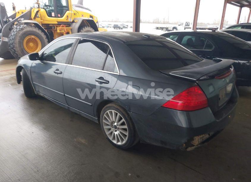 Photo 3 of 2006 Honda Accord 2.4 EX (VIN JHMCM56886C009496)