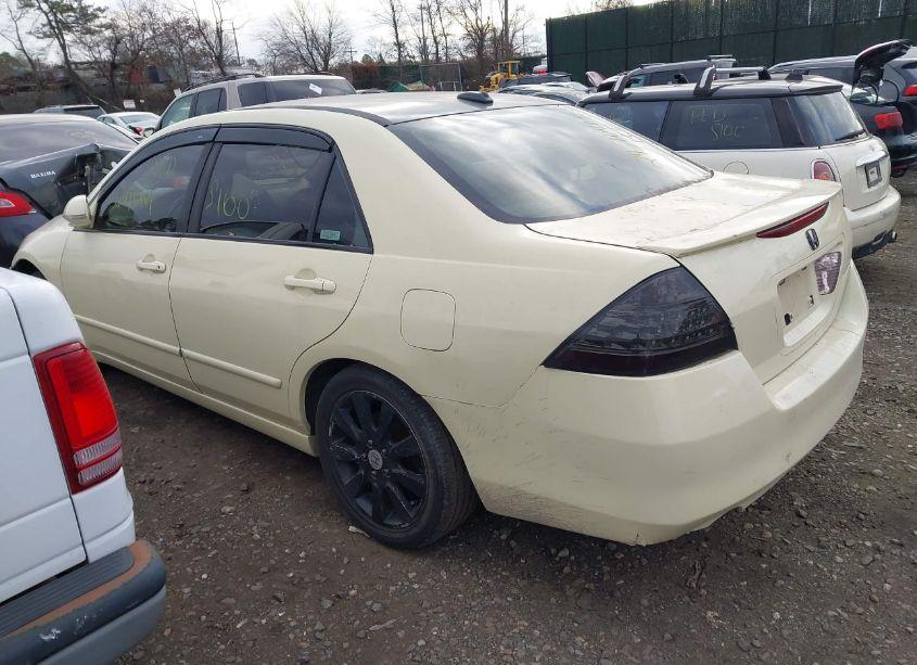 Photo 3 of 2006 Honda Accord HYBRID (VIN JHMCN36466C000424)