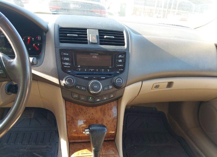 Photo 17 of 2005 Honda Accord HYBRID IMA (VIN JHMCN364X5C009111)